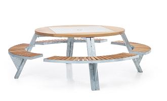 Table de pique-nique pour terrasse et mobilier d'extérieur à Namur